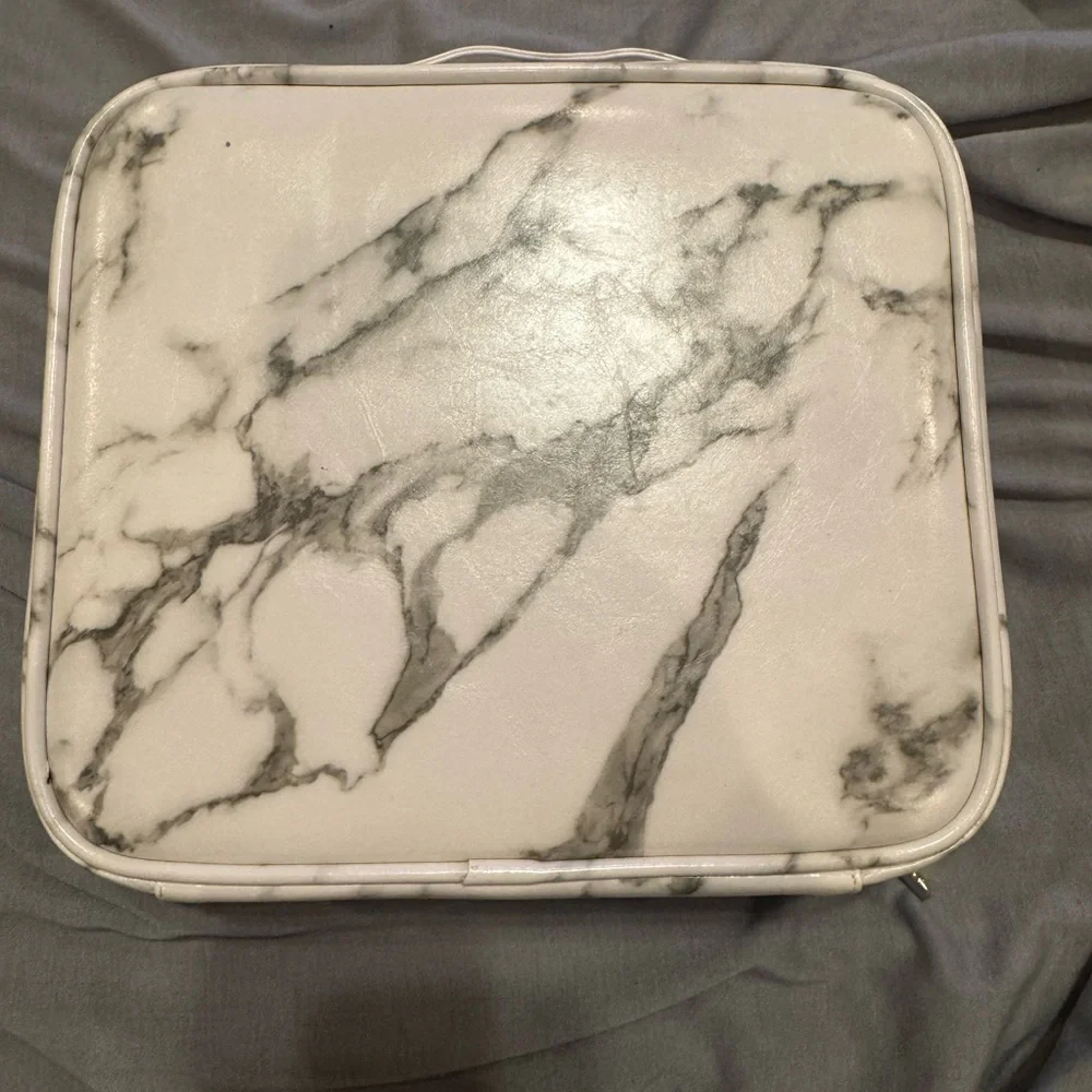 Relavel Marble Makeup Bag White Gray Zipper Handle Adjustable Compartment